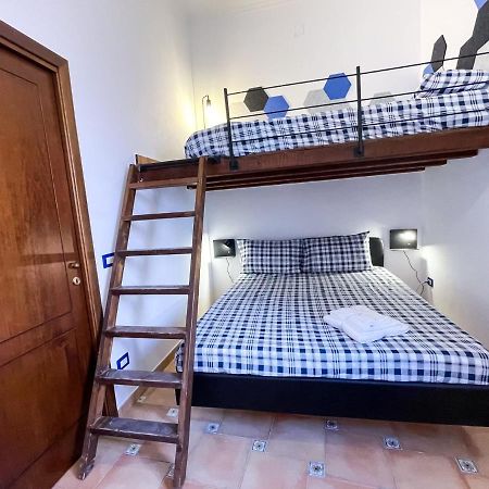 La Casina Di Luna Трани Экстерьер фото