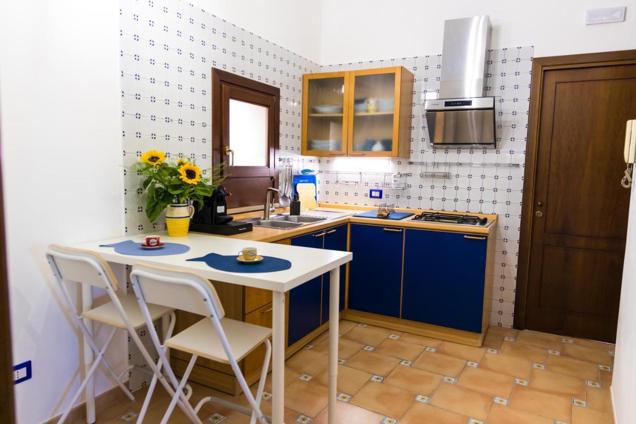 La Casina Di Luna Трани Экстерьер фото